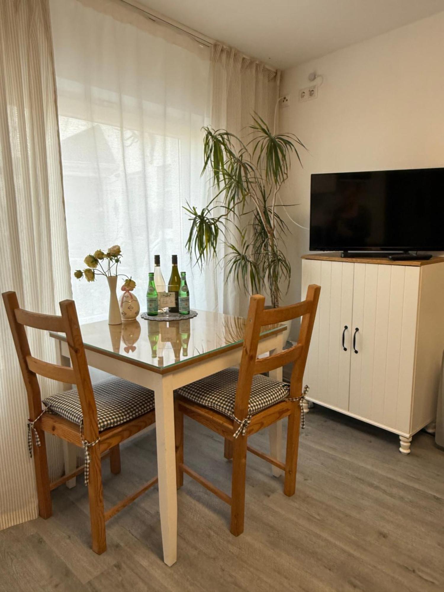 Apartment Am Rotweinwanderweg Бад Нойенар-Арвайлер Екстериор снимка